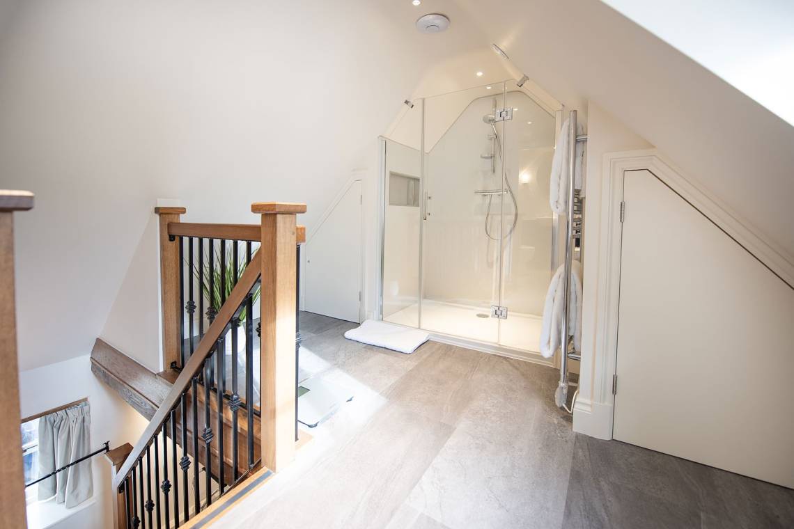 Oak_Room_Attic_Shower_original